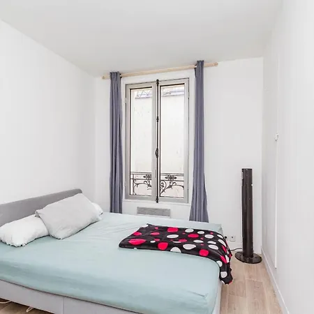 Elegant Bright Apt